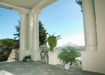 Терраса в санатории Родник города Пятигорск - фотография